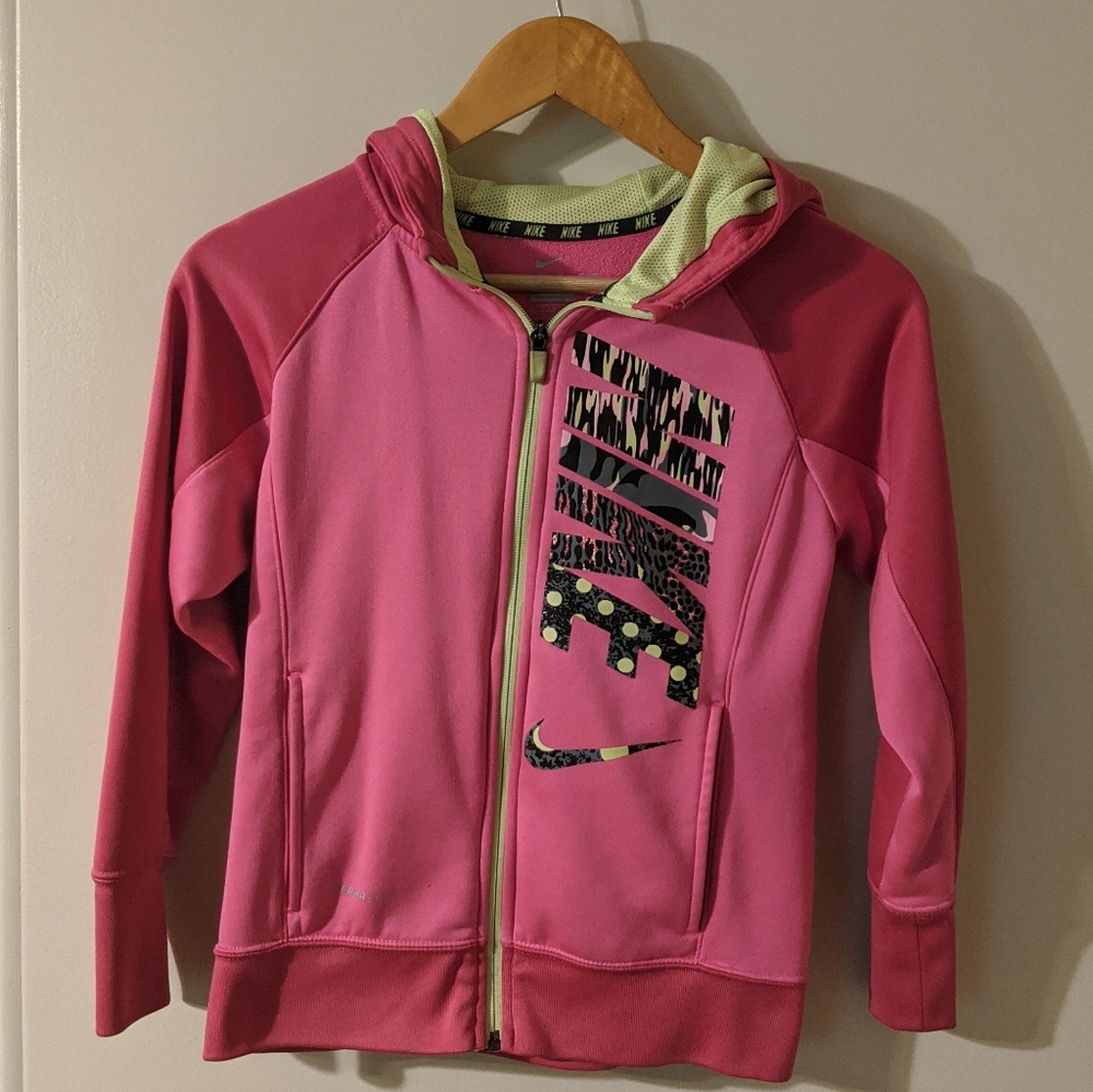 Nike size Medium Thermafit jacket